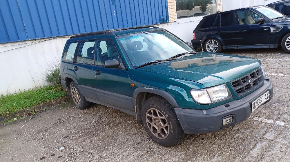 SUBARU Forester SF (1997-2002) Помпа кондиціонера 73111FA132 20107720