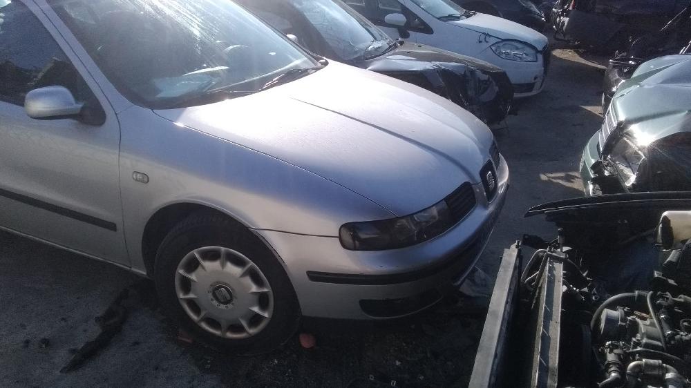 SEAT Toledo 2 generation (1999-2006) Педаль зчеплення 1J1721059 20103206