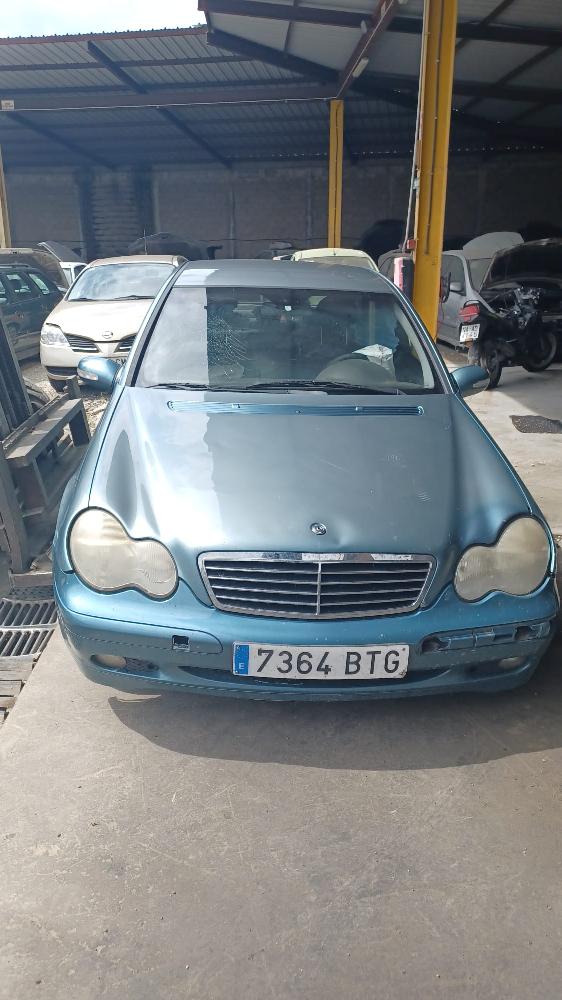 MERCEDES-BENZ C-Class W203/S203/CL203 (2000-2008) Бачок омывателя A2038600017 20402900