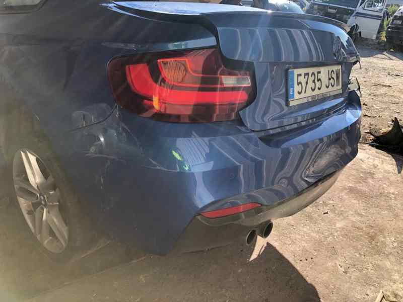 BMW 2 Series F22/F23 (2013-2020) Решітка повітрозабірника кабіни 926535001 26370889