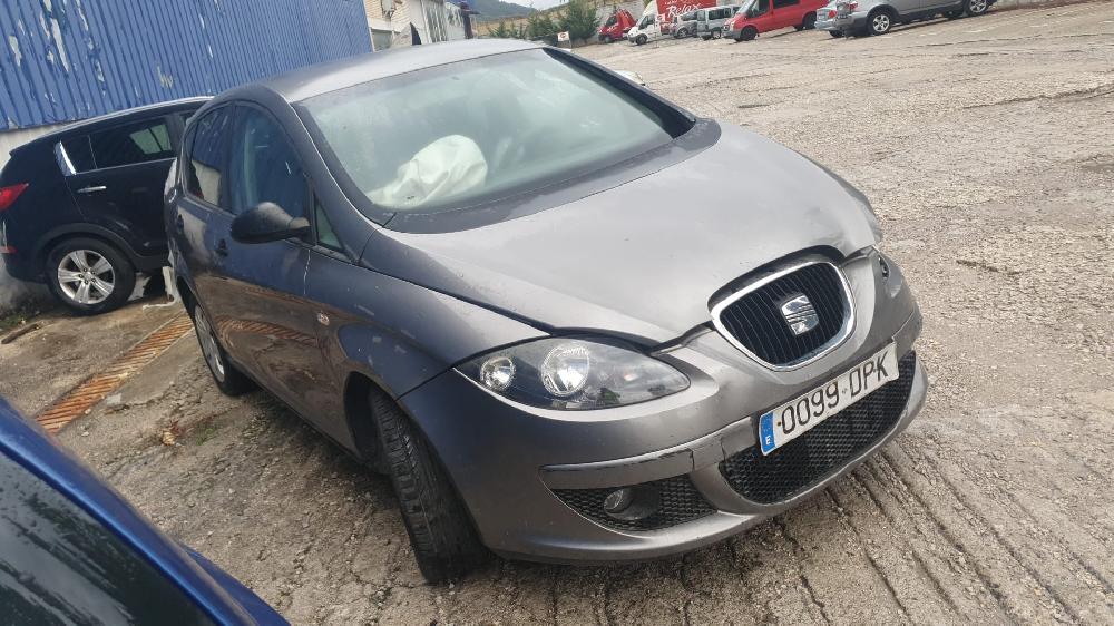 SEAT Toledo 3 generation (2004-2010) Saugiklių dėžė 5P1970000C 20096521