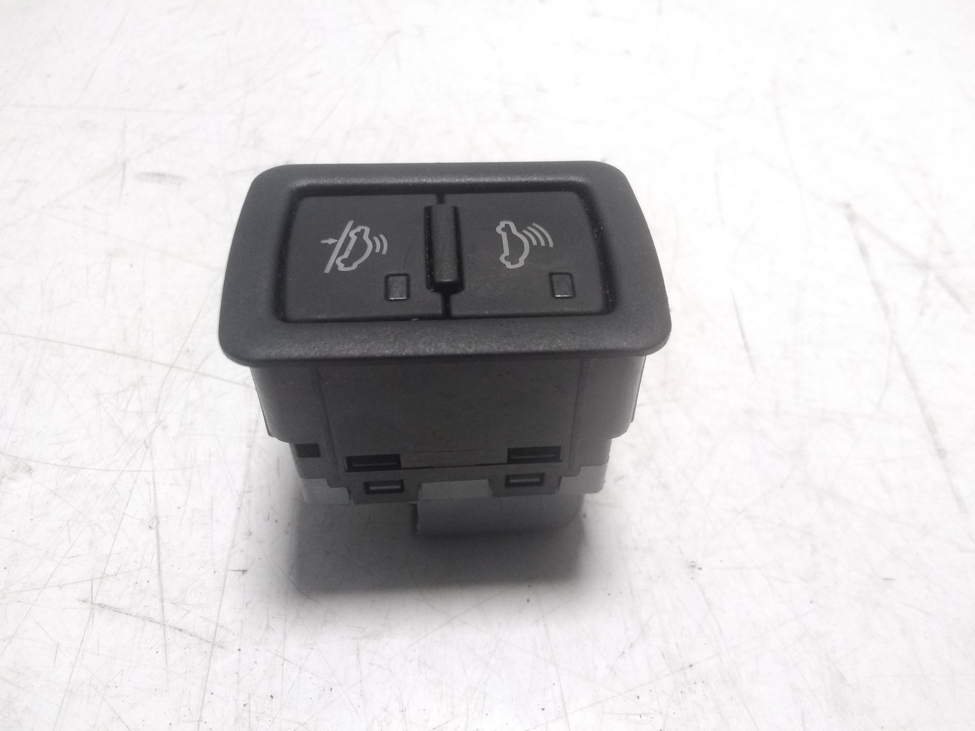 AUDI A4 B8/8K (2011-2016) Switches 4F0962109 23644131