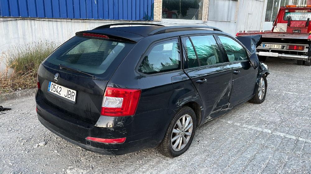 SKODA Yeti 1 generation (2009-2018) Замок задней левой двери 5E0839015A 20091498