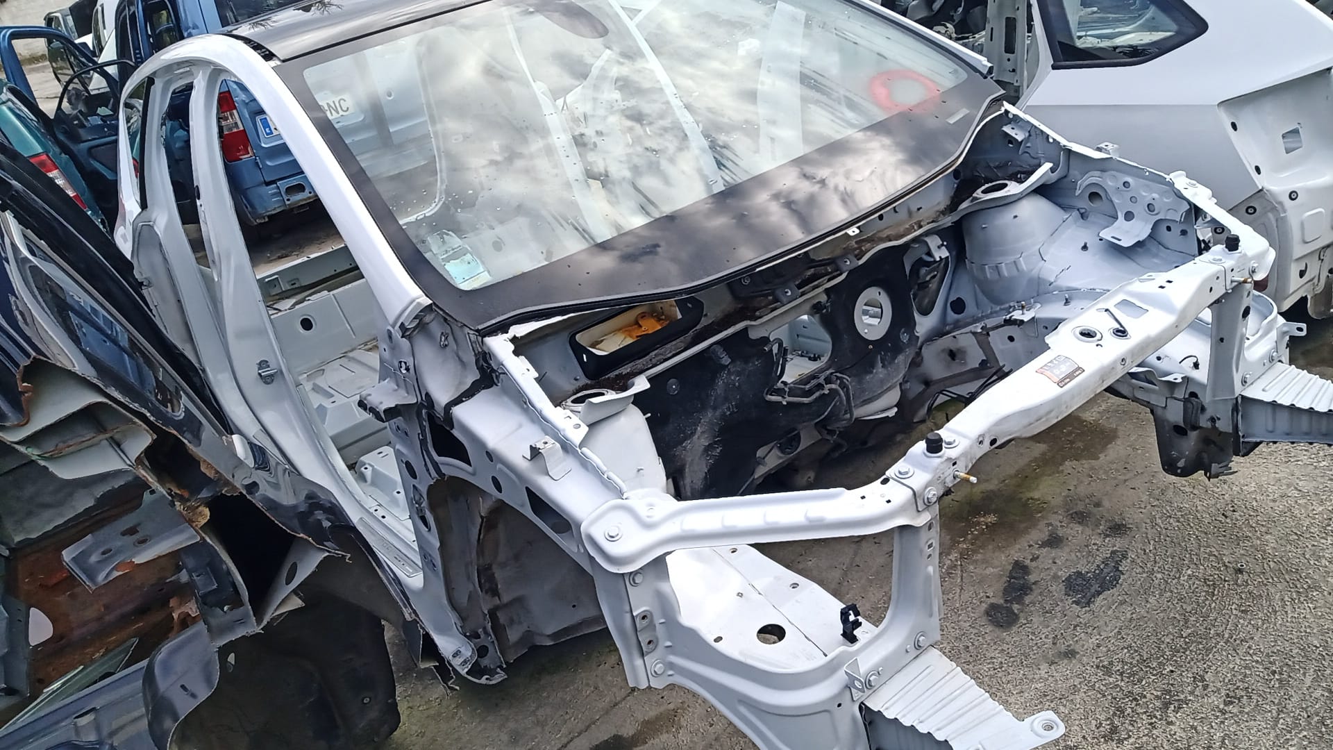 OPEL Corsa D (2006-2020) Передні праві ніжки рами CHASISDELANTERO 26374423