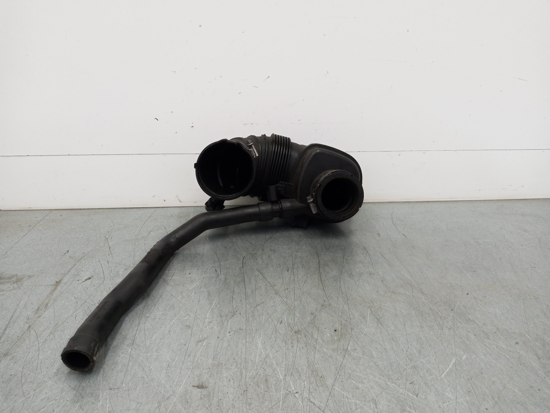 MERCEDES-BENZ C-Class W204/S204/C204 (2004-2015) Другие трубы 6510900437 20071550