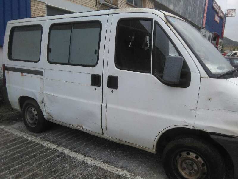 PEUGEOT Boxer 2 generation (1993-2006) Крыло переднее левое 7841E7 26372792