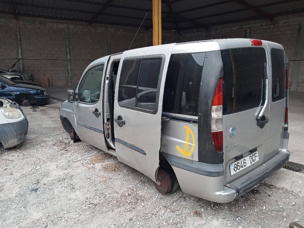 FIAT Doblo 1 generation (2001-2017) Фонарь задний правый 40605751 20114885