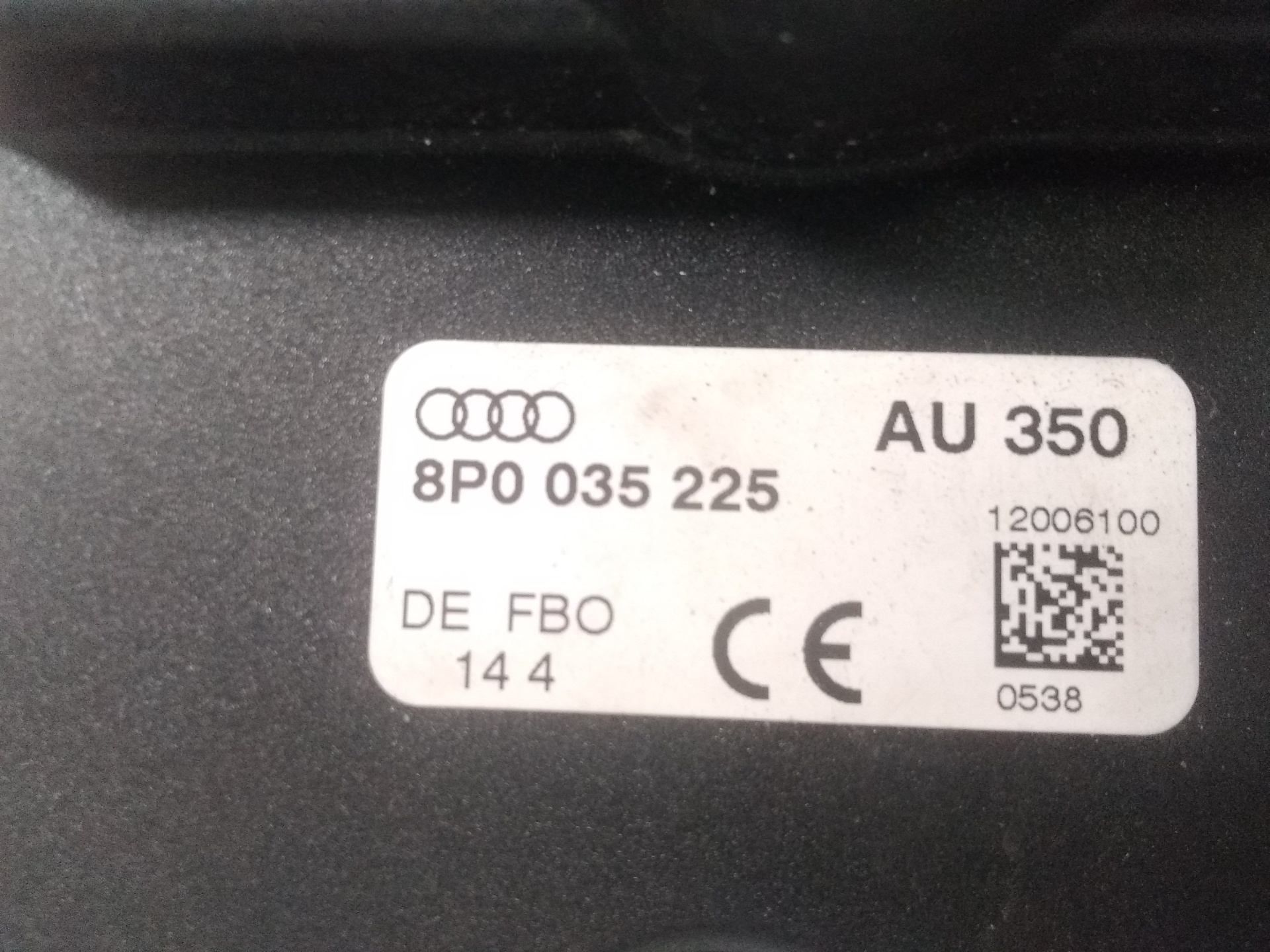 AUDI A3 8P (2003-2013) Антена 8P0035225 20129192