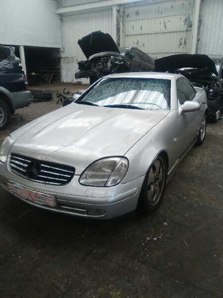 MERCEDES-BENZ SLK-Class R170 (1996-2004) Передняя панель салона A1706800387 22825809