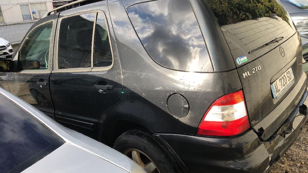 MERCEDES-BENZ M-Class W163 (1997-2005) Задня ліва дверцята A1637301505 20119765