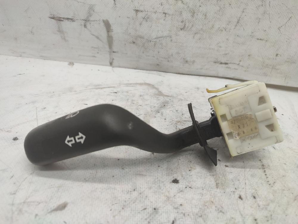 Mando intermitentes B204L 4739488 de Saab 9000 1990-1998 185 CV con 157209 km