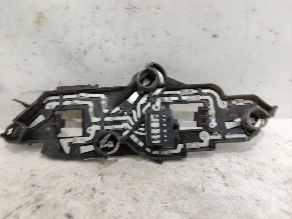 Portalámparas RHY 89022860507 de Peugeot 307 (3a/c) 2004-2009 90 CV con 146987 km