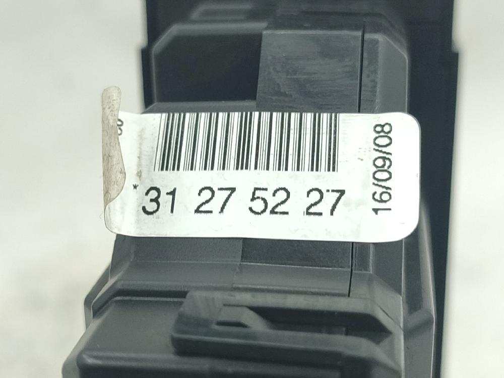 Mando elevalunas delantero derecho D5244T 30658117 de Volvo S60 i (384) 2001-2010 163 CV con 386312 km - pieza usada