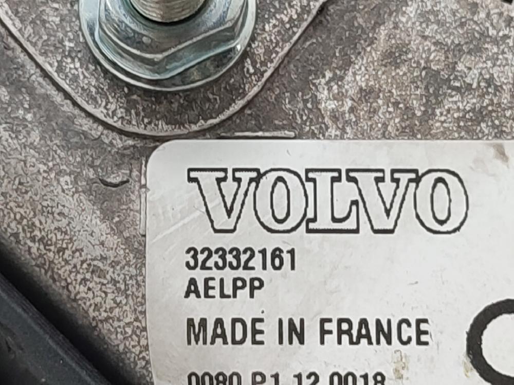 Airbag guida D5244T 32332161 de Volvo S60 i (384) 2001-2010 163 CV con 179267 km - pieza usada