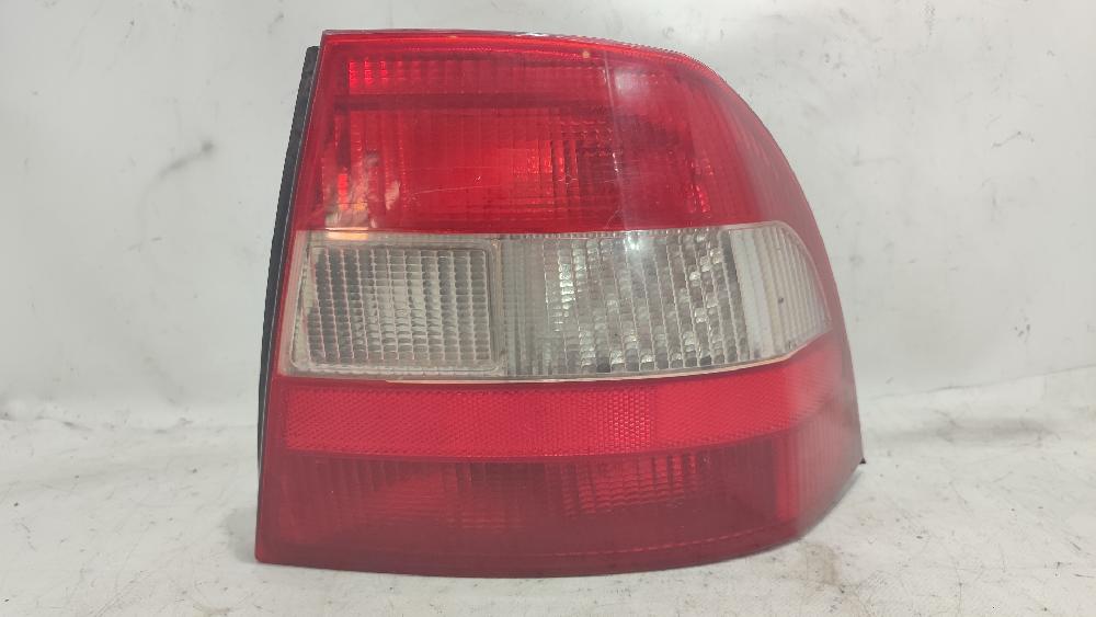 Scheinwerfer hinten rechts X17DT 90568049 de Opel Vectra b (j96) 1995-2002 82 CV con 193237 km
