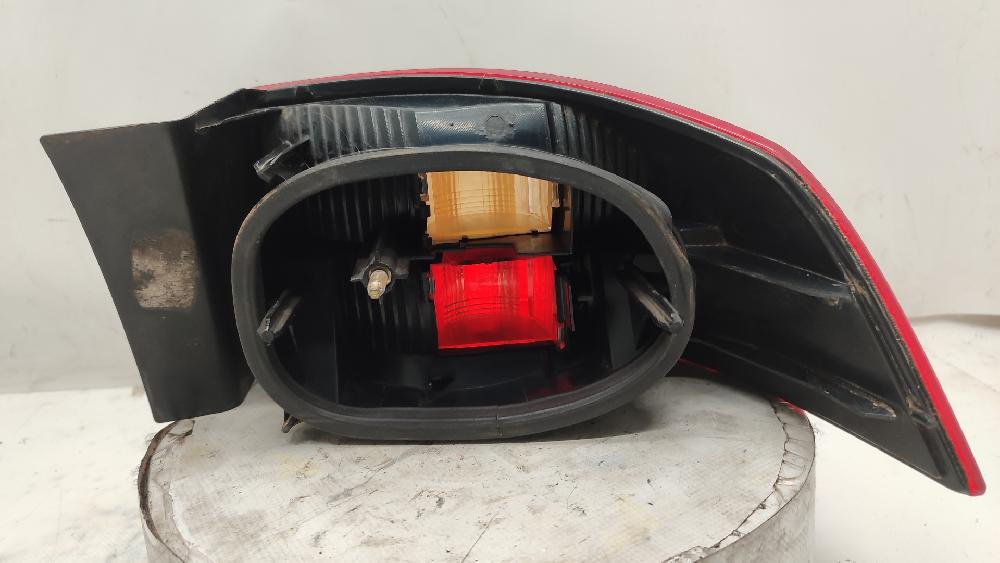 Rear lamp lh F9Q 8200002473 de Renault Laguna ii (bg0/1_) 2001-2007 120 CV con 169874 km - pieza usada