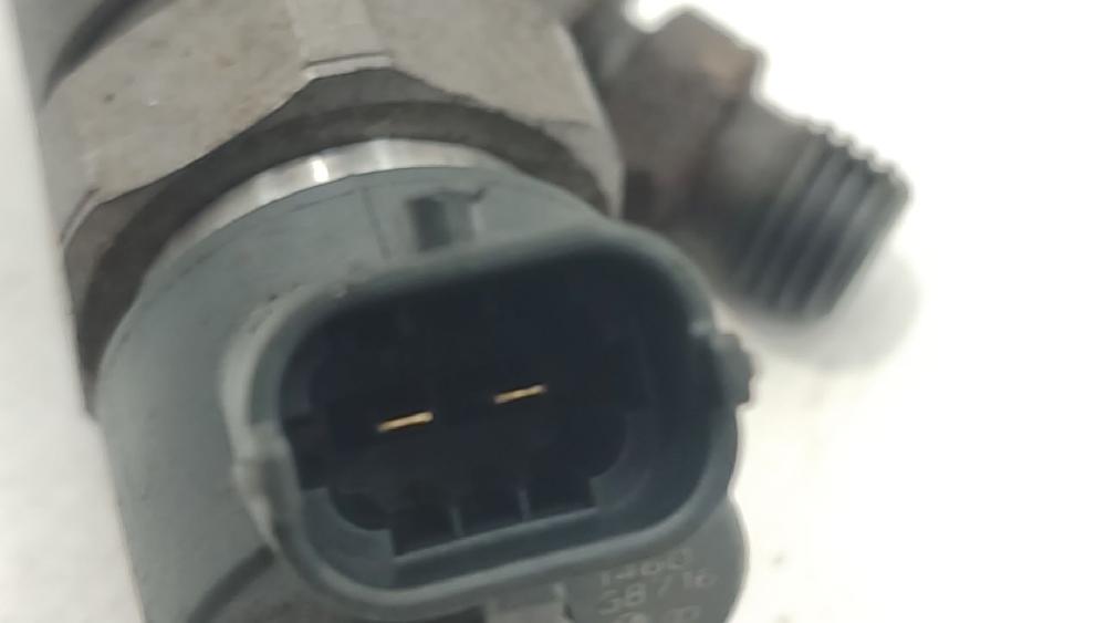 Inyector F9Q752 8200238528 de Renault Laguna ii (bg0/1_) 2001-2007 100 CV con 395281 km - pieza usada