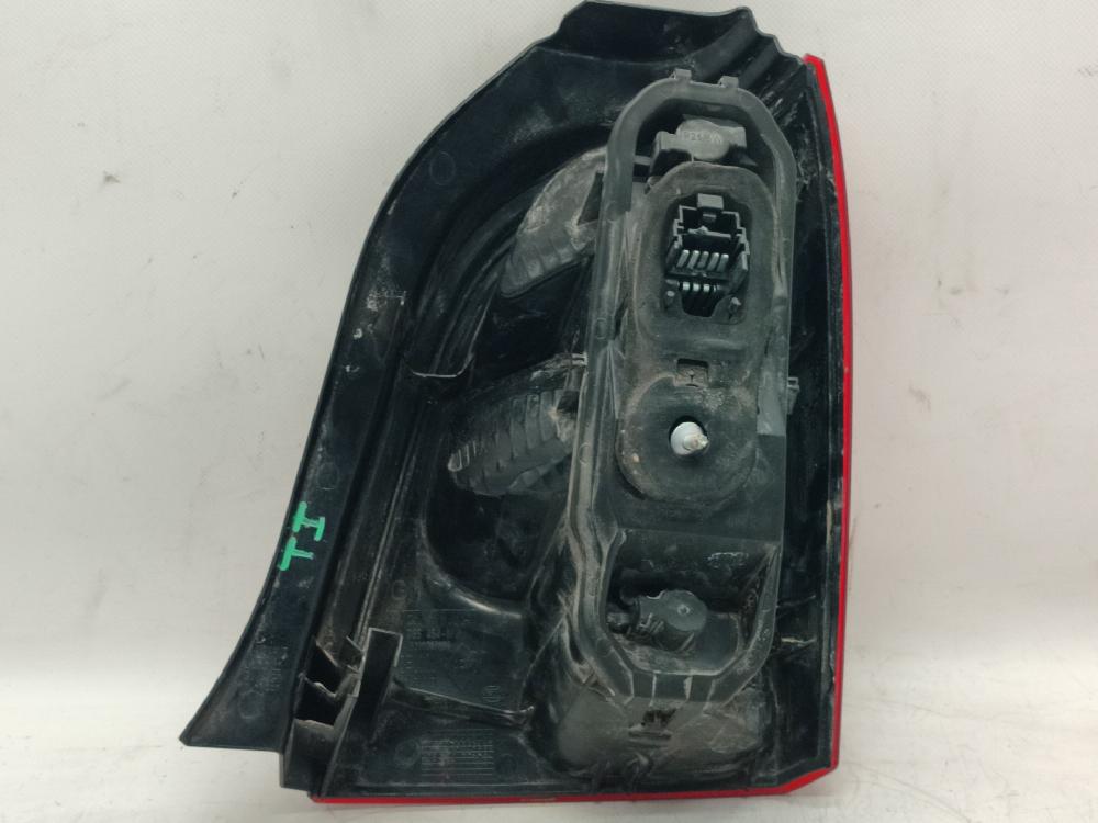 Pisca tras esquerdo K9K740 8200387888 de Renault Twingo ii (cn0_) 2007-2016 64 CV con 204136 km - pieza usada