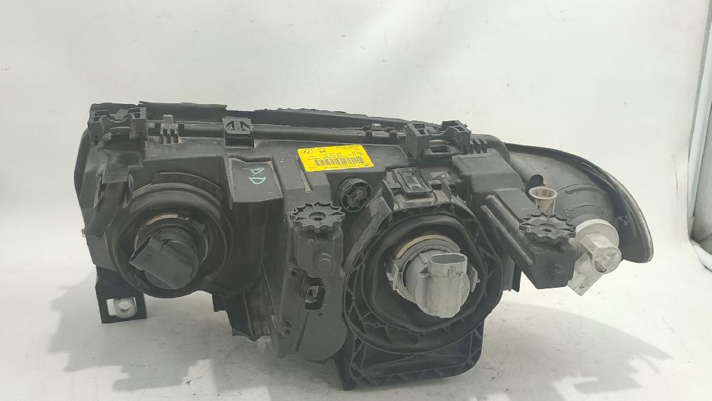 Faro derecho N42B18A 63126901970 de Bmw 3 compact (e46) 2001-2005 115 CV con 232239 km - pieza usada