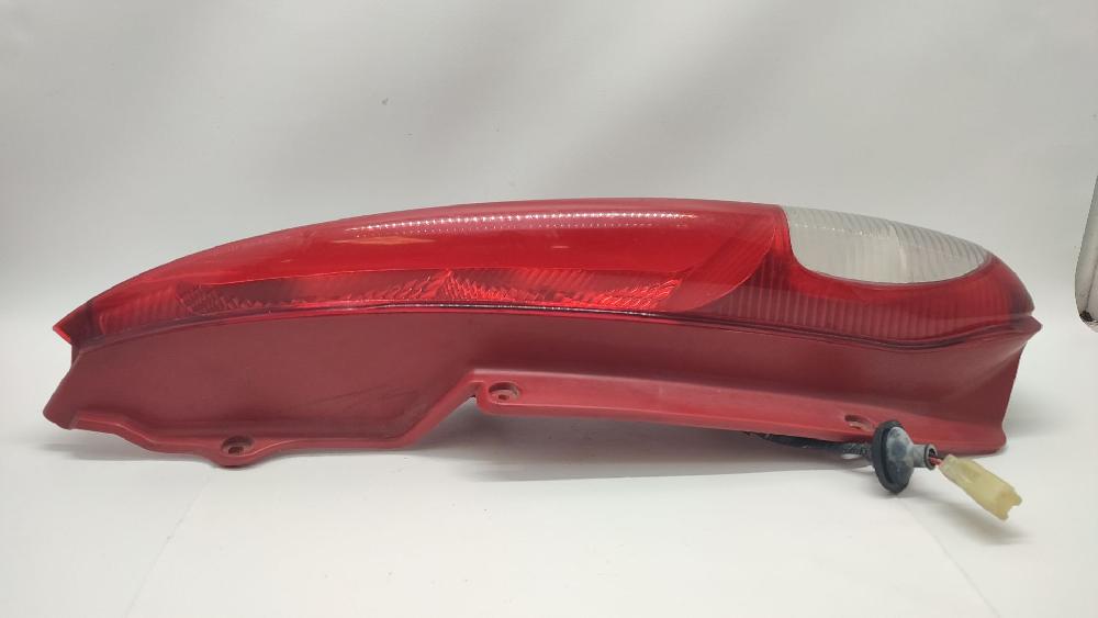 Piloto trasero derecho T20SED 96260527 de Daewoo Tacuma (u100) 2001-2004 121 CV con 105456 km - pieza usada
