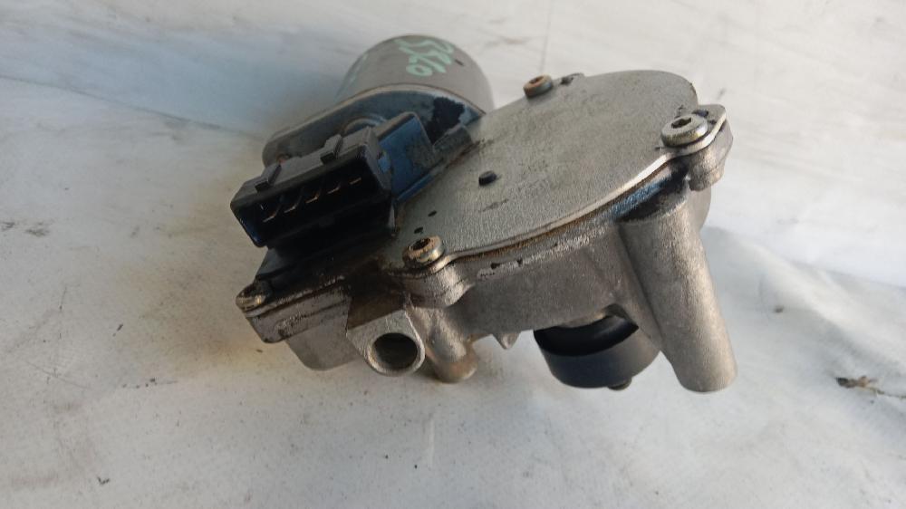 Motor limpia delantero RFN 1097546 de Ford Mondeo ii (bap) 1996-2000 90 CV con 197425 km - pieza usada