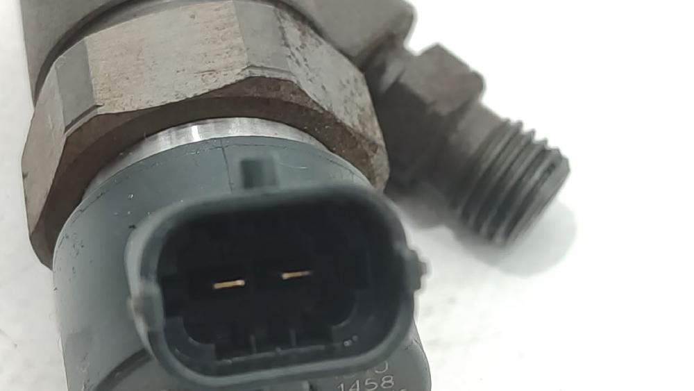 Inyector F9Q752 8200238528 de Renault Laguna ii (bg0/1_) 2001-2007 100 CV con 395281 km - pieza usada