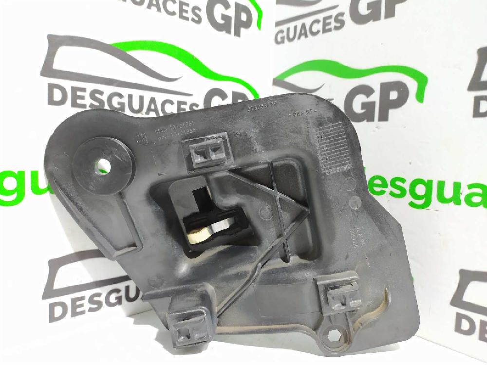 Maniglia interna posteriore destra Z17DTH 316053479 de Opel Meriva 2003-2008 101 CV - pieza usada