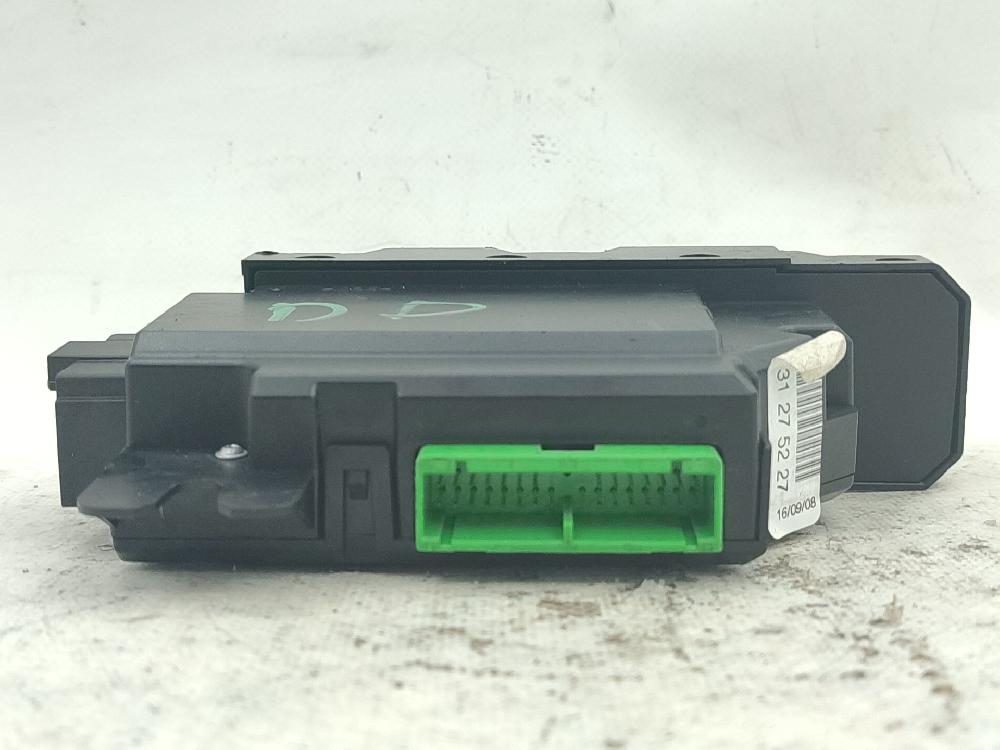 Mando elevalunas delantero derecho D5244T 30658117 de Volvo S60 i (384) 2001-2010 163 CV con 386312 km - pieza usada