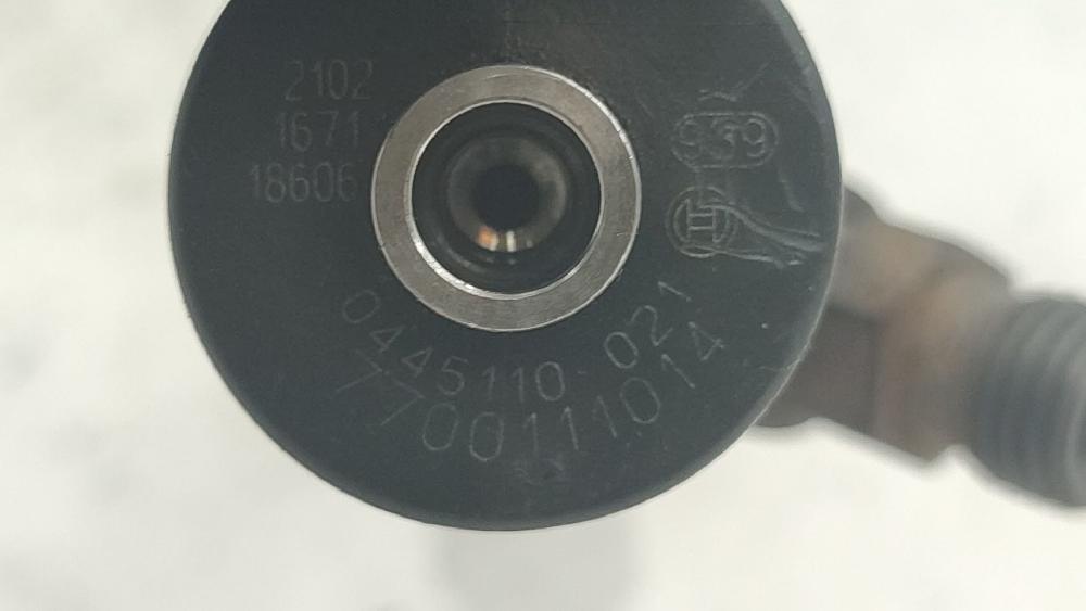 Inyector F9Q 8200238528 de Renault Scénic i monospace (ja0/1_, fa0_) 1999-2003 102 CV con 243808 km - pieza usada