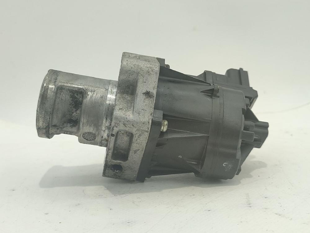 Válvula egr A20DTH 55566052 de Opel Insignia a sports tourer (g09) 2008-2012 160 CV con 254434 km - pieza usada