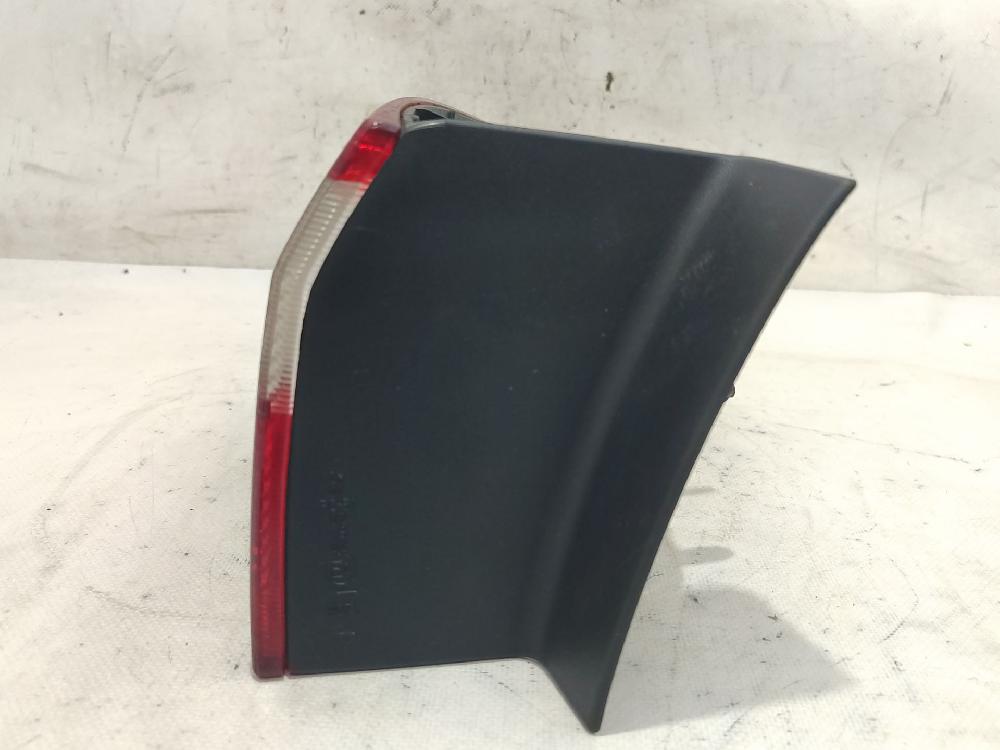 Fanale posteriore sinistro F9Q 8200002473 de Renault Laguna ii (bg0/1_) 2001-2007 100 CV con 185249 km - pieza usada
