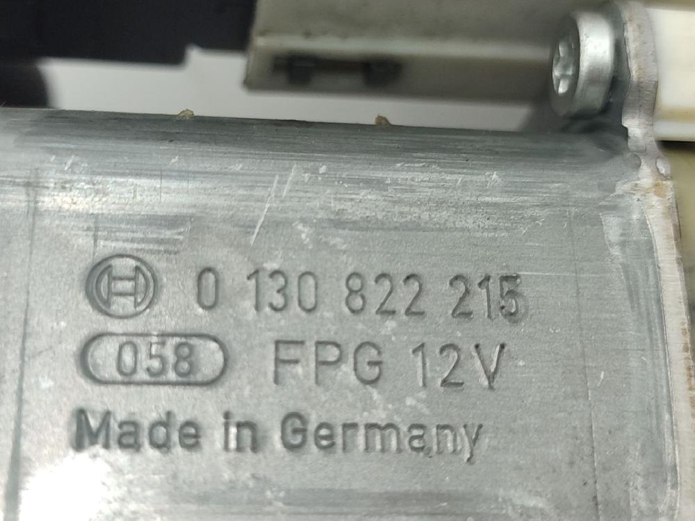Elevalunas delantero izquierdo KKDA 1738645 de Ford Focus ii turnier (da_, ffs, ds) 2004-2012 115 CV con 174147 km - pieza usada