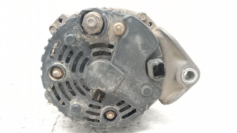 Alternator F9Q 8200054588 de Renault Megane i (ba0/1_) 1996-2003 80 CV con 158269 km - pieza usada