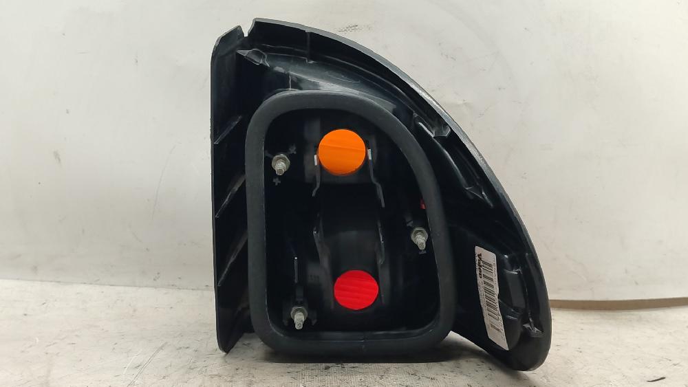 Rear lamp lh F9Q 7700420122 de Renault Laguna i (b56_, 556_) 1997-2001 98 CV con 188963 km - pieza usada