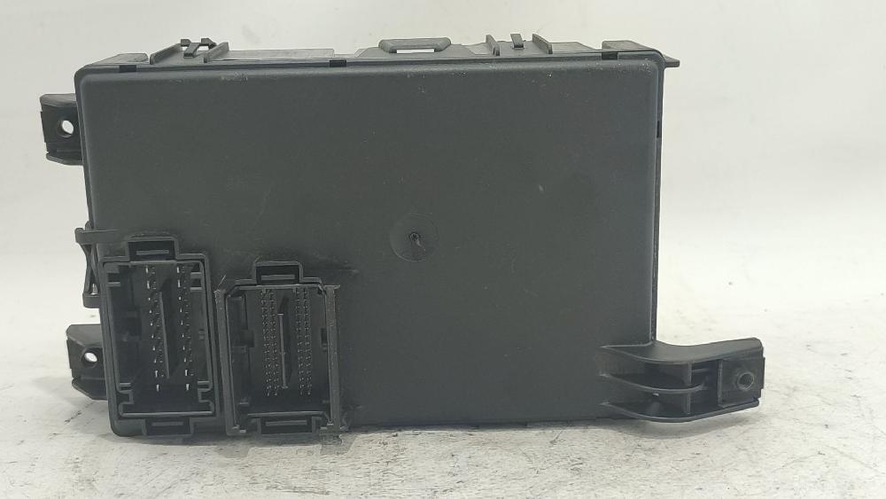 Caja de relés / fusibles Z13DTH 13142241 de Opel Corsa d (s07) 2011-2014 90 CV con 357112 km - pieza usada