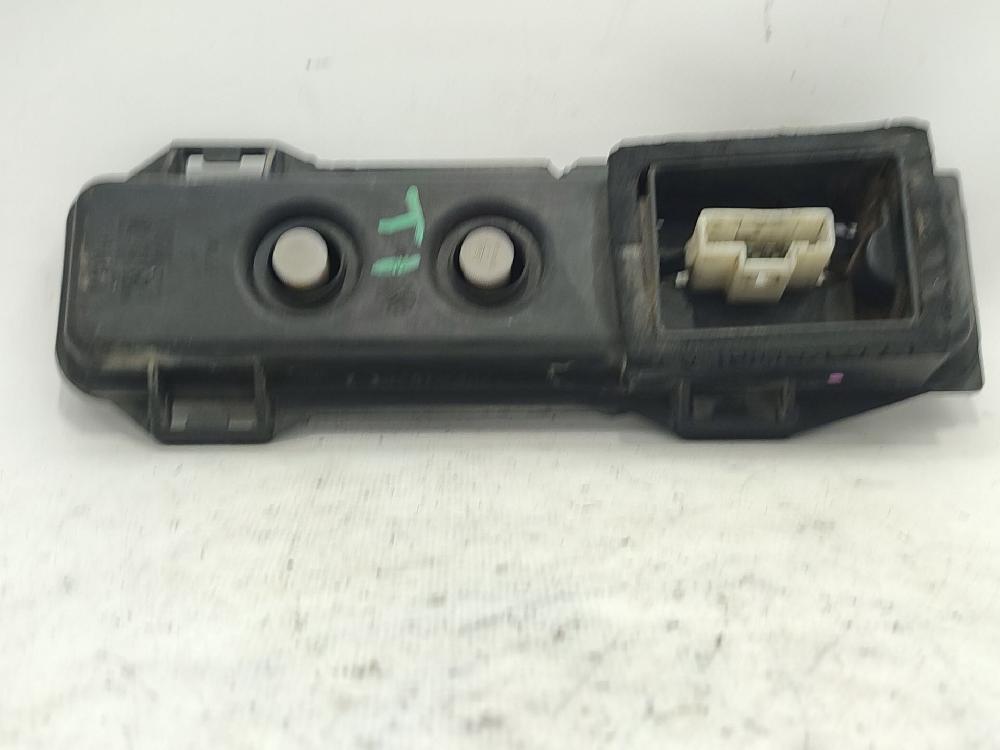 Portalámparas RHS 89026938 de Peugeot 307 break (3e) 2002-2008 107 CV con 162574 km