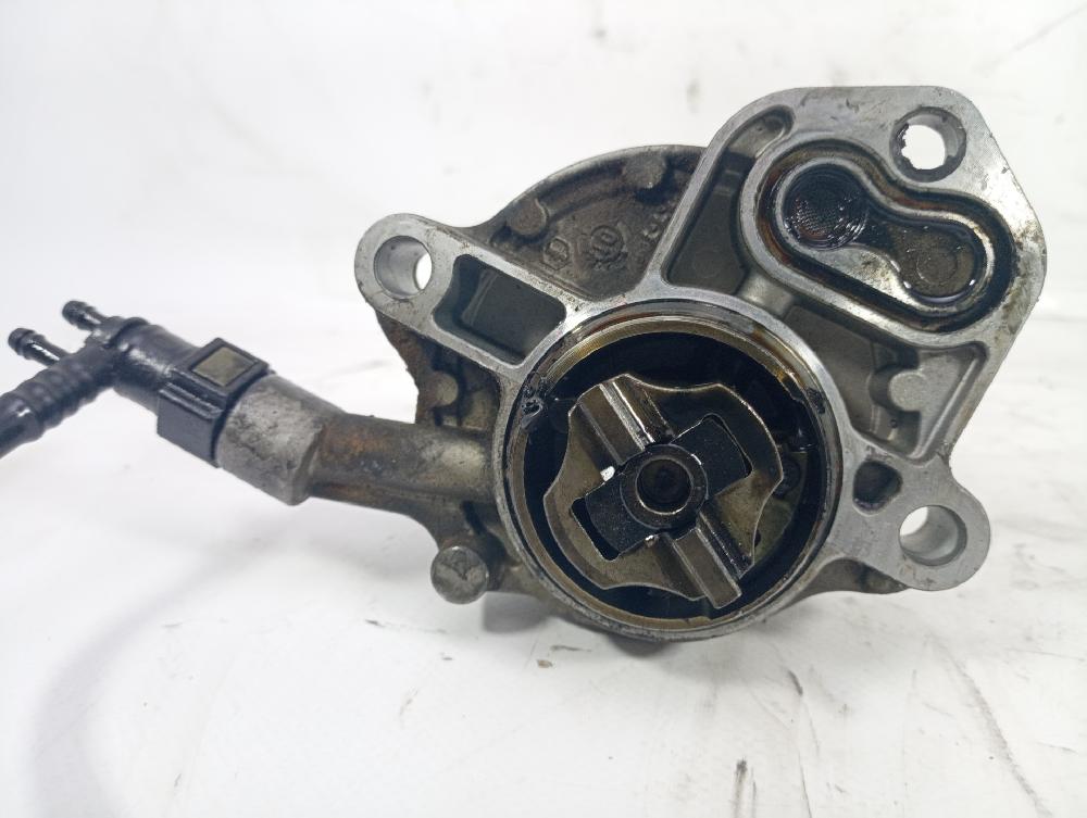 Depresor freno / bomba vacio RHS 9631971580 de Peugeot 307 (s1) 2001-2005 107 CV con 204128 km