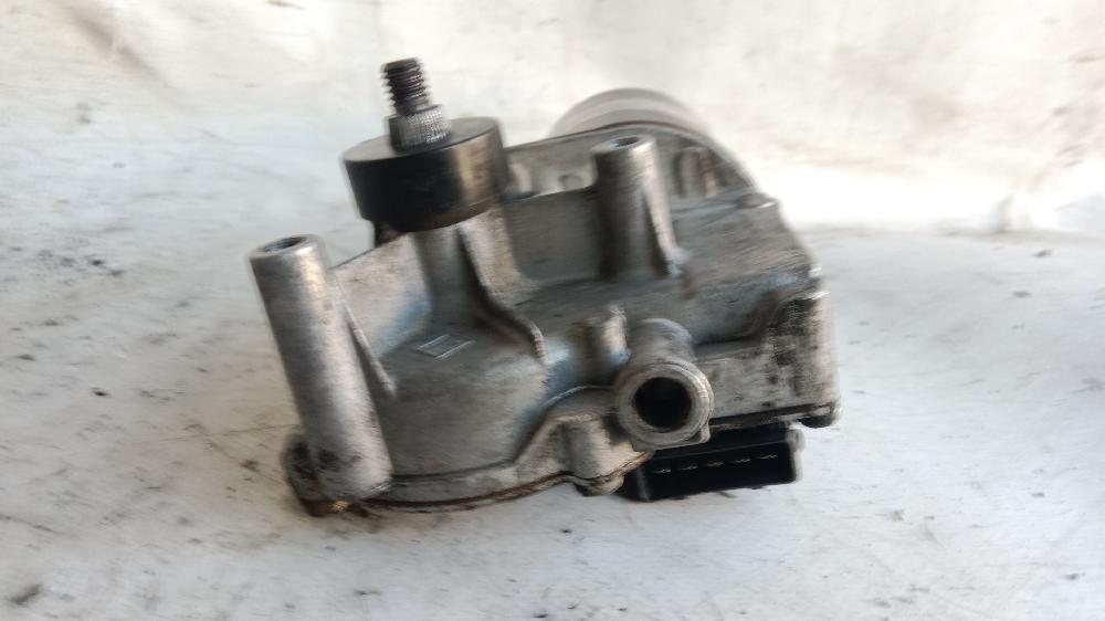 Motor limpia delantero PGFA,PGFB,UHFA,UHFB,UHFC 1097546 de Ford Transit furgón (fa_ _) 2011-2014 140 CV con 257486 km - pieza usada
