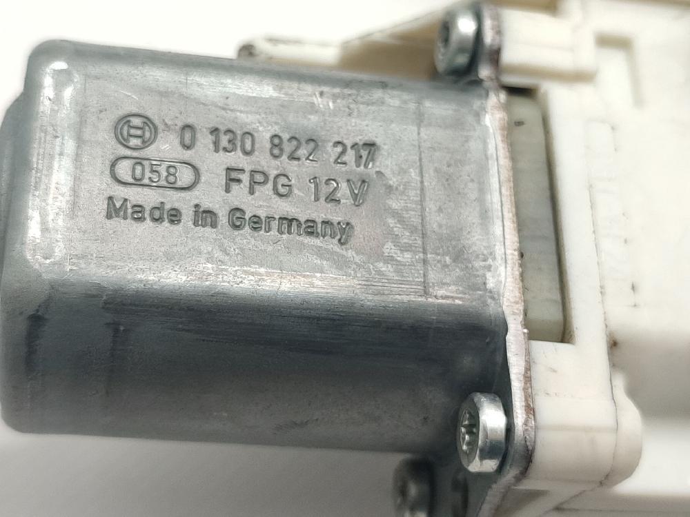 Elevalunas delantero izquierdo KKDA 1738645 de Ford Focus ii (da_, hcp, dp) 2005-2012 115 CV con 254226 km - pieza usada