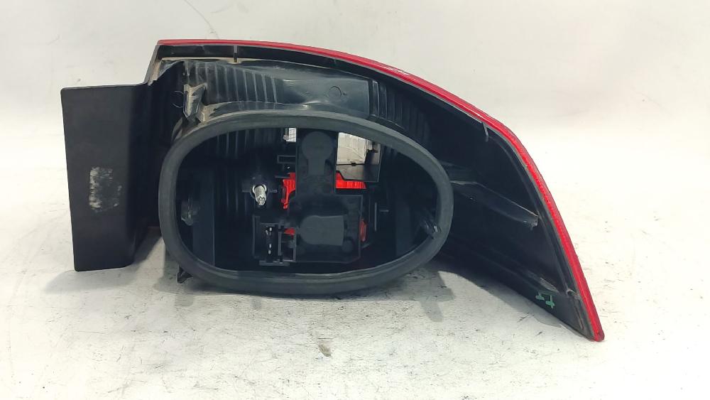 Rear lamp lh F9Q752 8200002473 de Renault Laguna ii (bg0/1_) 2001-2007 100 CV con 395281 km - pieza usada