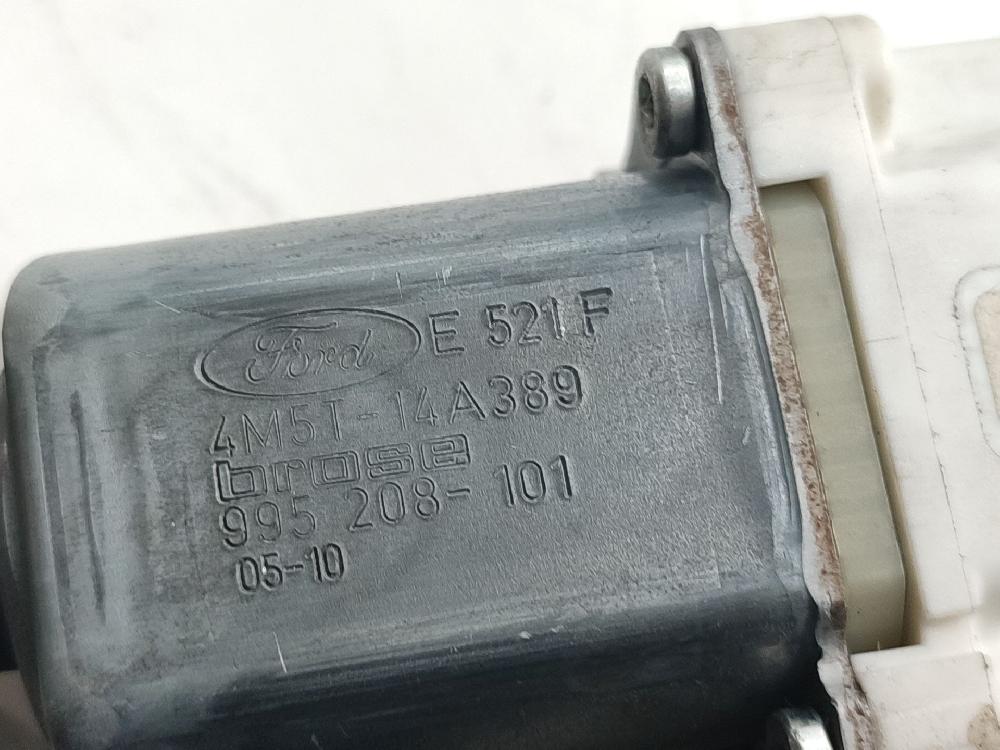 Elevalunas delantero izquierdo KKDA 1738645 de Ford Focus ii (da_, hcp, dp) 2005-2012 115 CV con 254226 km - pieza usada