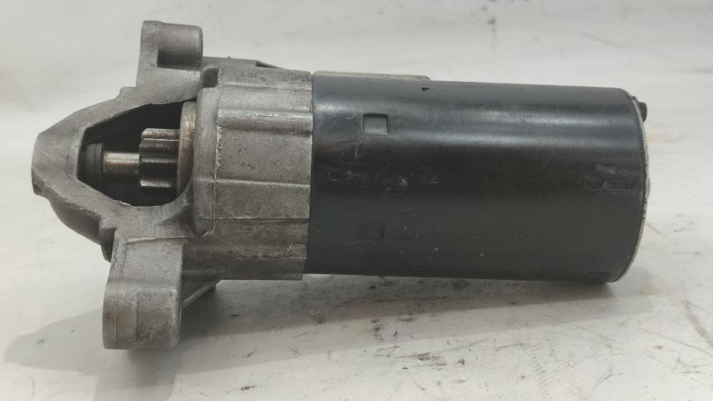 Motor elevalunas trasero izquierdo 3FY 9648111680 de Peugeot 407 coupe 2005-2011 163 CV con 147169 km