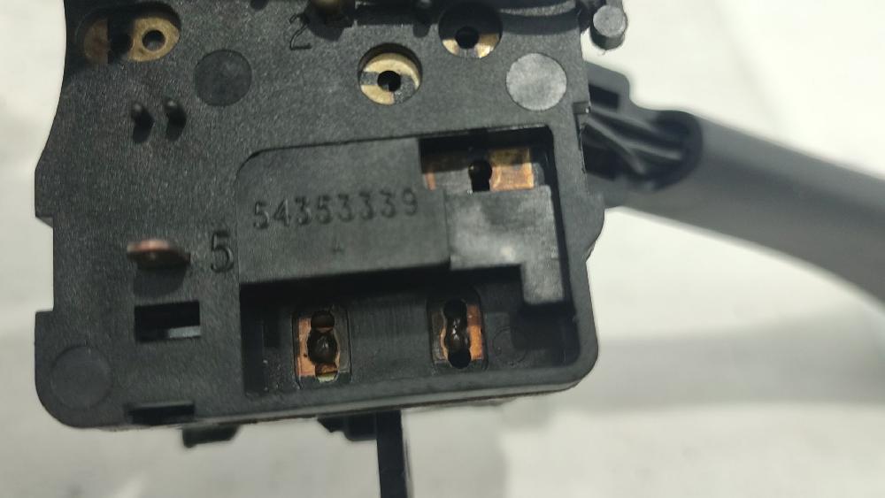 Mando intermitentes YD22 54353334 de Nissan Almera tino (v10) 2000-2006 115 CV con 235139 km - pieza usada