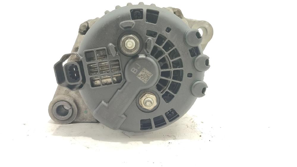 Alternador A20DTH 13579668 de Opel Insignia a (g09) 2008-2017 131 CV con 181941 km - pieza usada