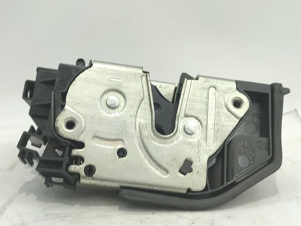 Cerradura puerta trasera derecha 204D4 51227202148 de Bmw 5 (e60) 2001-2005 163 CV con 543435 km - pieza usada