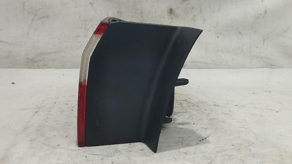 Rear lamp lh F9Q 8200002473 de Renault Laguna ii (bg0/1_) 2001-2007 100 CV con 179428 km - pieza usada