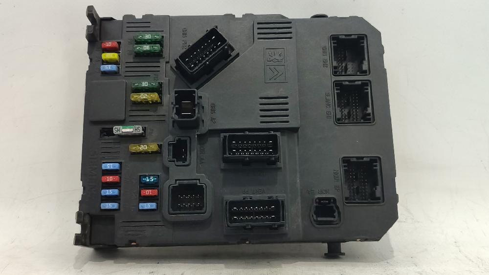 Caja de relés / fusibles RHR 9655221180 de Peugeot 407 (6d_) 2004-2010 136 CV con 229786 km