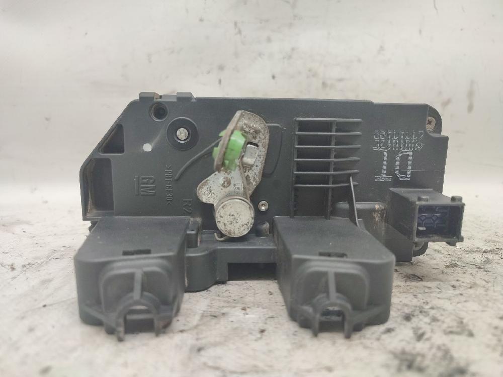 Cerradura puerta trasera derecha Y20DTH 24414135 de Opel Astra g hatchback (t98) 1998-2009 101 CV con 164759 km - pieza usada