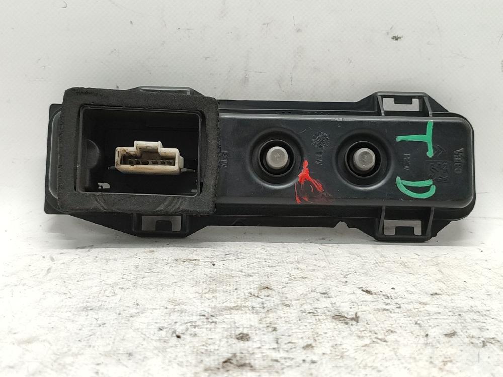 Portalámparas RHS 89026938 de Peugeot 307 break (3e) 2002-2008 107 CV con 398896 km