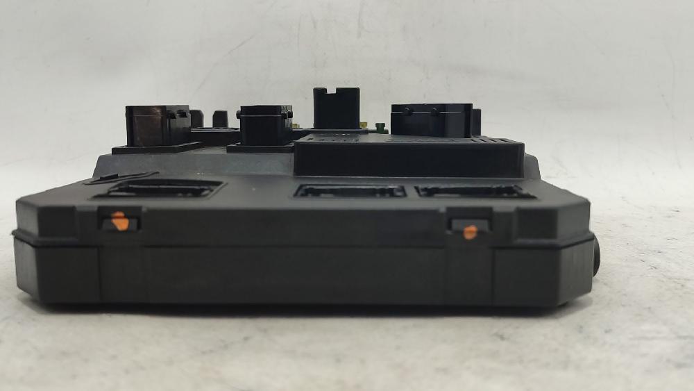 Caja de relés / fusibles RHR 9655221180 de Peugeot 407 (6d_) 2004-2010 136 CV con 229786 km - pieza usada